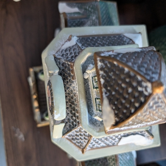 Charming Ceramic Train Station Decor - Picture 7 of 9